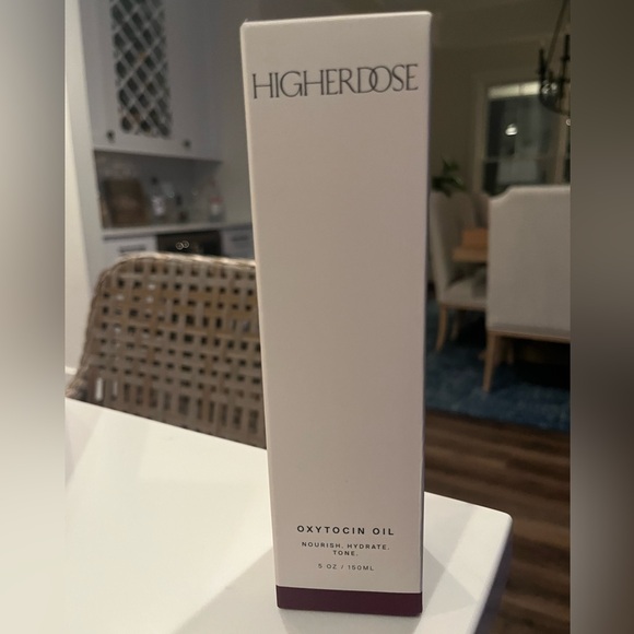 Higher dose Oxytocin Oil - new in box - Picture 2 of 4